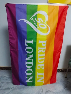 علم فخر المثليين والمثليات والمثليين وثنائي الجنس والمتحولين جنسيا
