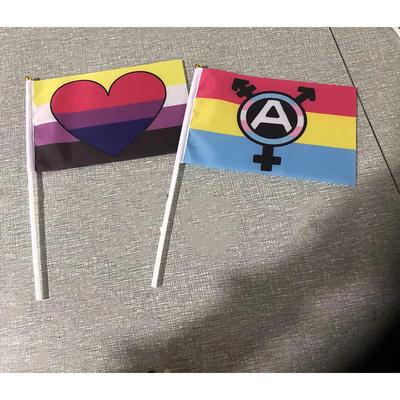 أعلام يدوية صغيرة ملونة كاملة الألوان 100D أقمشة بوليستر AZO طباعة رقمية مجانية